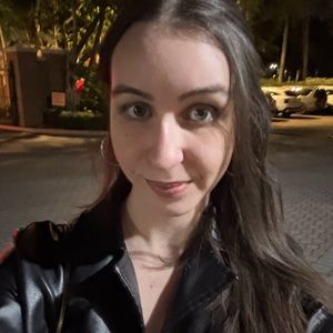 Meet your Posher, Elisa